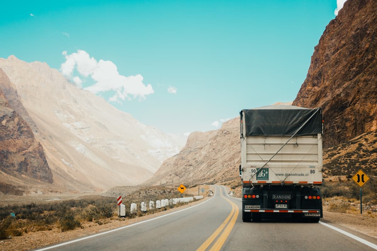 Man and Van - Clyde & Co. Removals